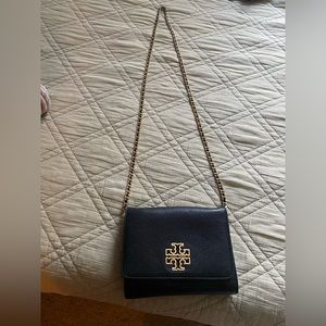 TORY BURCH | BLACK LEATHER | CROSSBODY PURSE